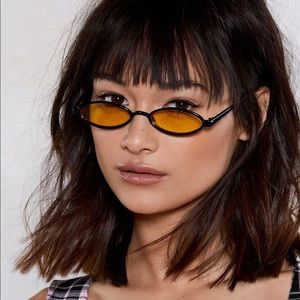 Nasty Gal Over The Moon Shades - Black/Gold 👓